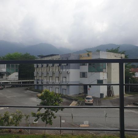 Unisuites Roomstay Kampar Eksteriør bilde